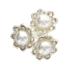 Pearl Bud Trio Embellishment Center